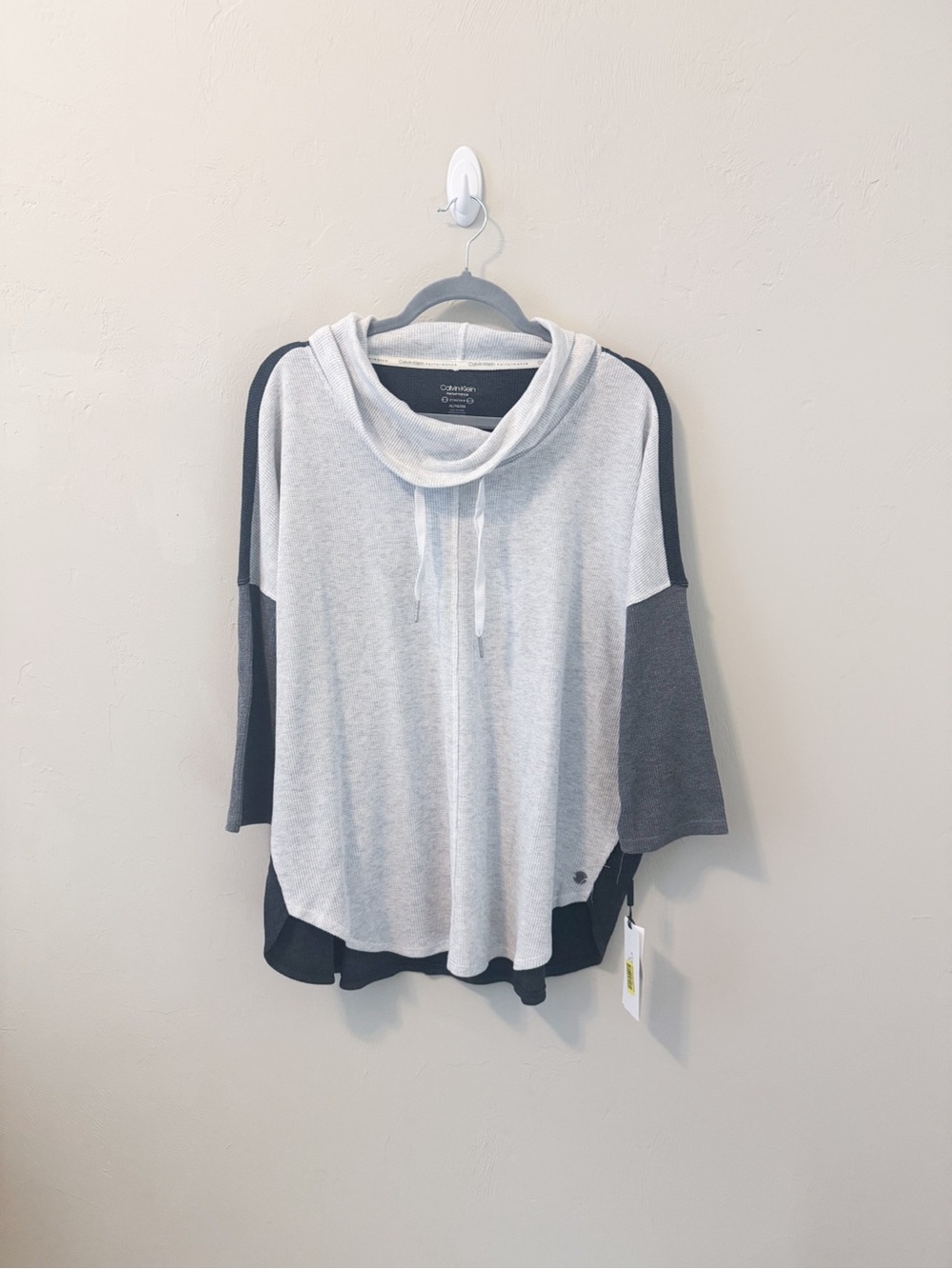 Calvin Klein Performance Stretch Gray Colorblock Cowl Neck Waffle Pullover Top